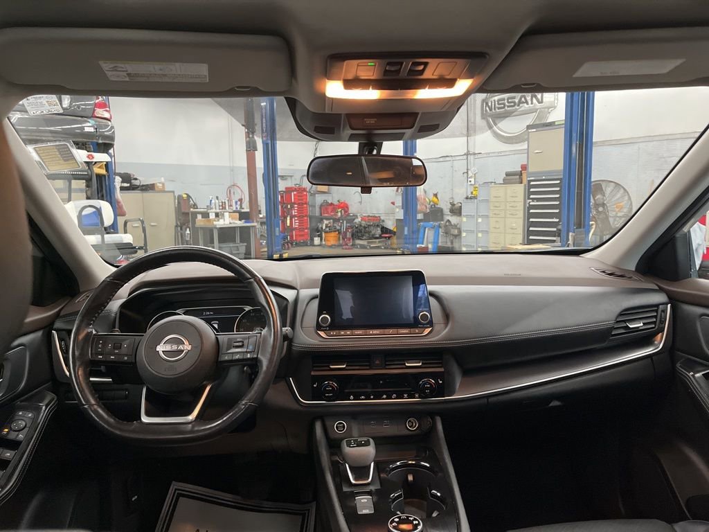 Certified 2023 Nissan Rogue SV w/ SV Premium B Package AWD/4WD image 33