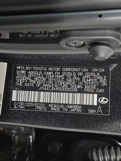 Used 2025 Lexus UX 300h AWD w/ Cold Area Package image 31