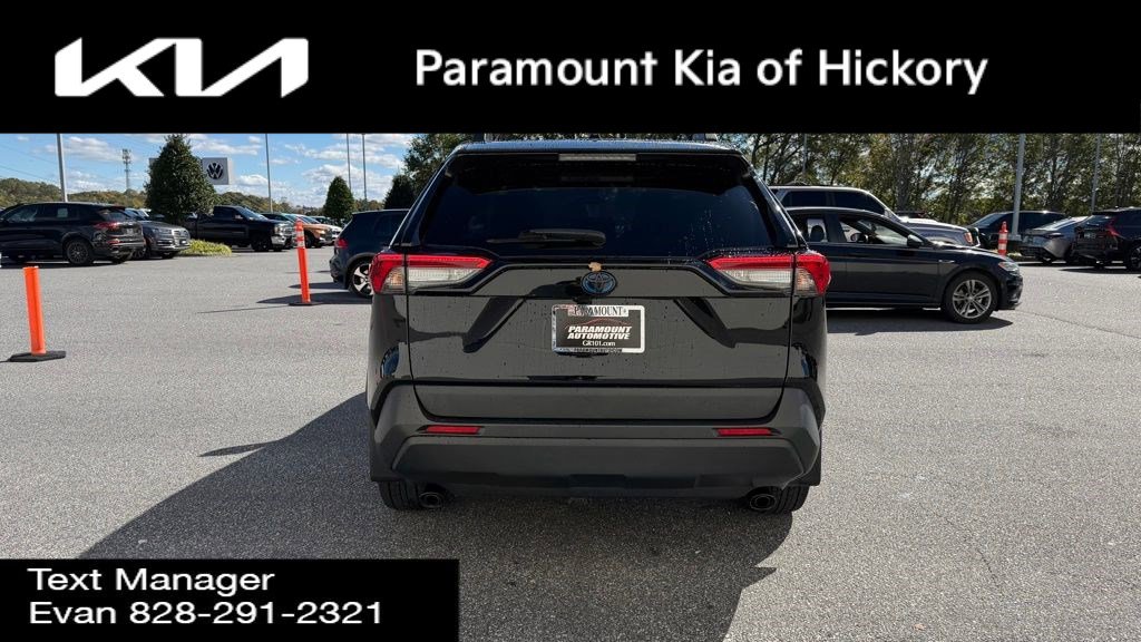 Used 2023 Toyota RAV4 AWD Hybrid image 20