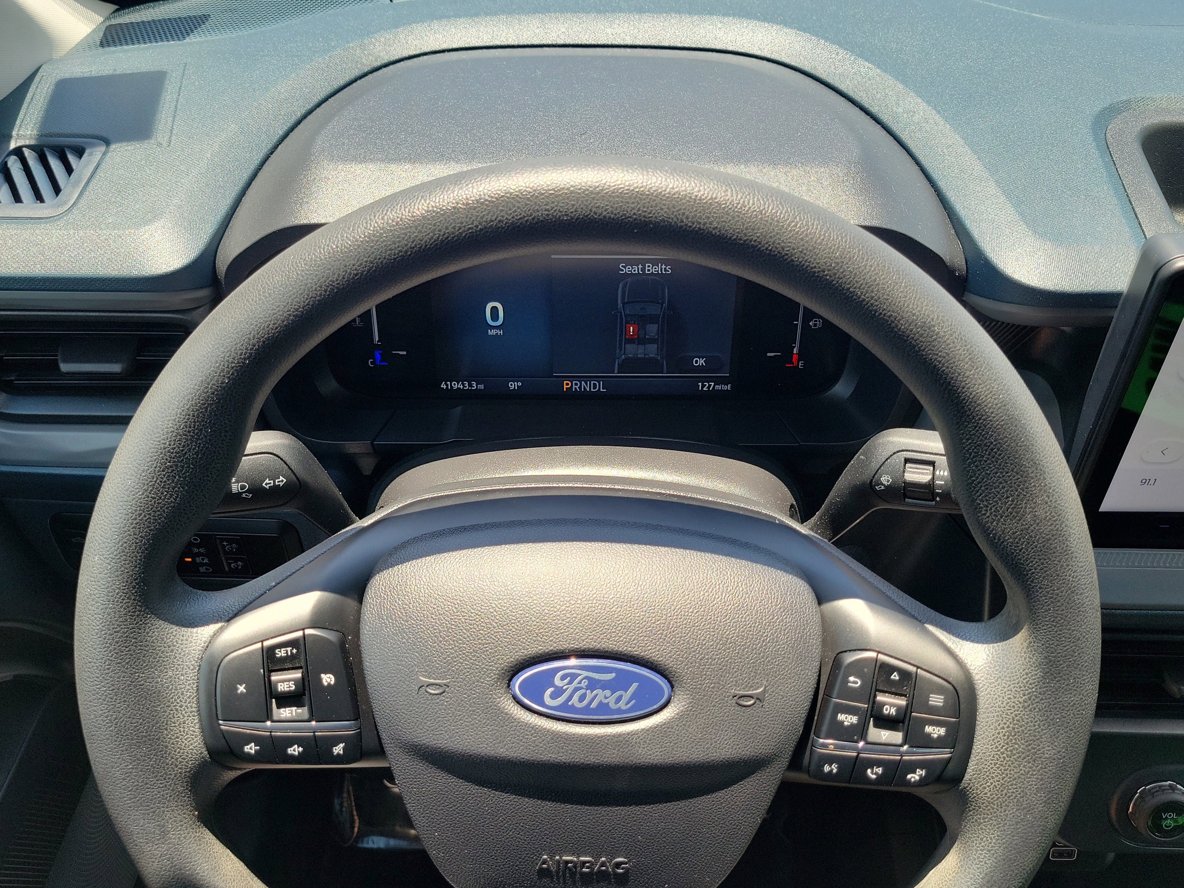 Certified 2025 Ford Maverick XL FWD image 21