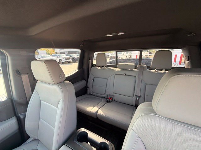 Used 2022 GMC Sierra 1500 SLT w/ SLT Premium Plus Package AWD/4WD image 19