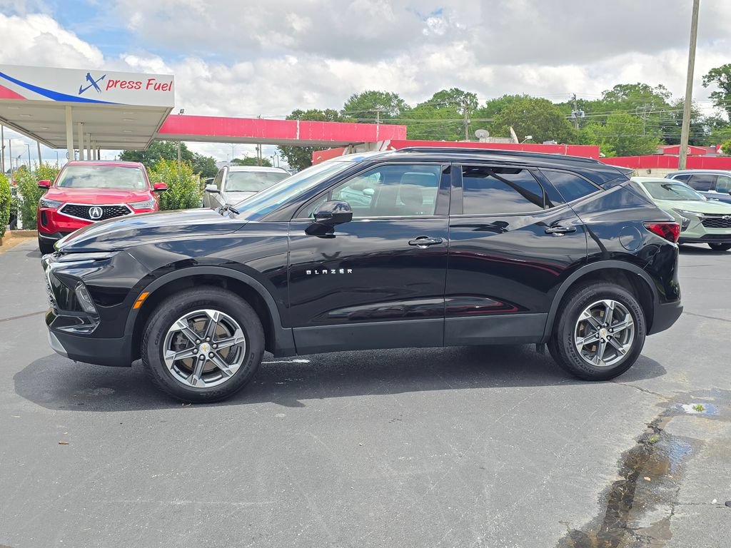 Used 2024 Chevrolet Blazer LT w/ Convenience Package FWD image 6