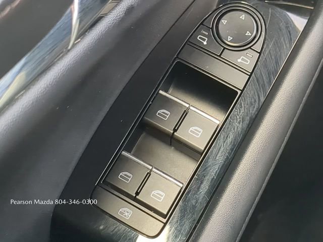 Used 2023 MAZDA MAZDA3 s image 23