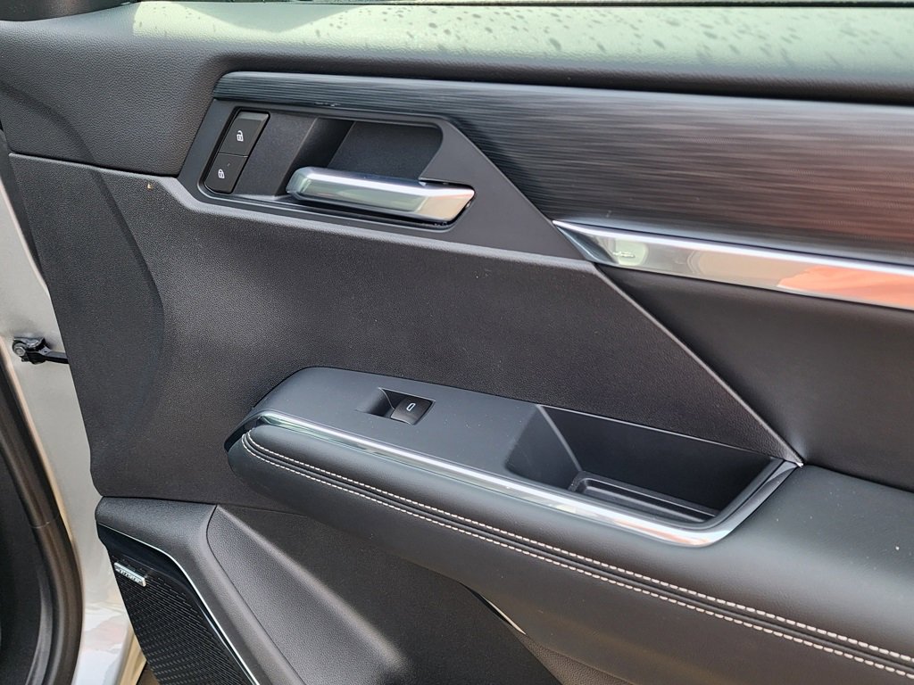 New 2026 GMC Acadia Elevation w/ Black Edition image 39