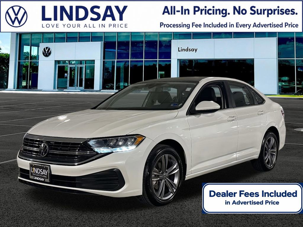 Used 2024 Volkswagen Jetta SE w/ Panoramic Sunroof Package