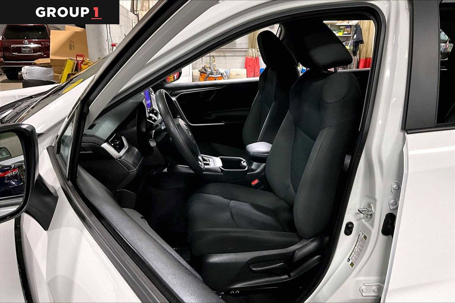 Used 2023 Toyota RAV4 LE image 7