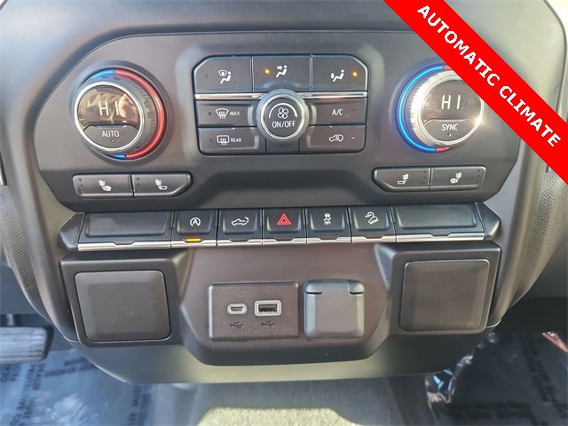 Used 2019 Chevrolet Silverado 1500 RST image 24