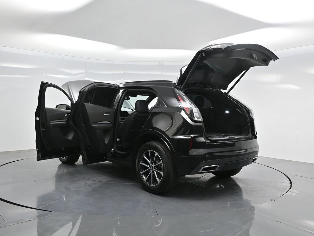 Used 2024 Cadillac XT4 Sport image 37