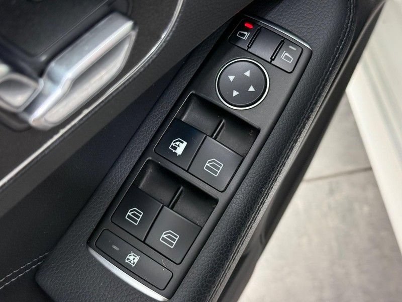 Used 2014 Mercedes-Benz E 350 4MATIC Sedan image 20