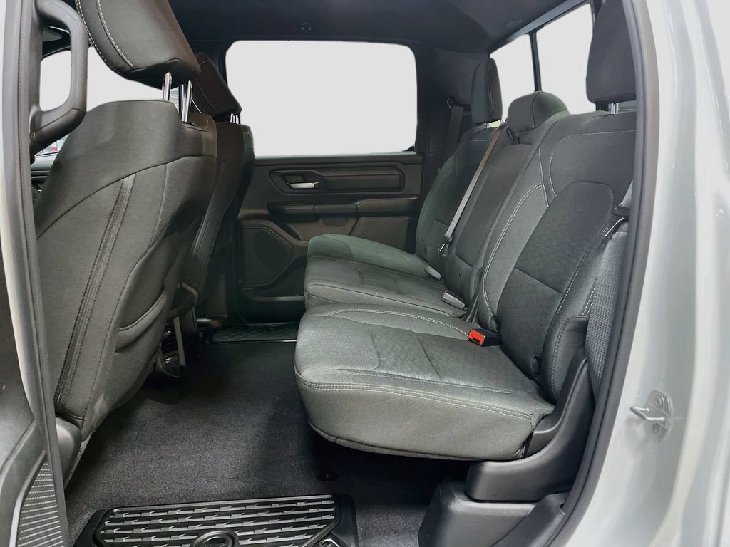 Used 2025 RAM 1500 Warlock AWD/4WD image 22