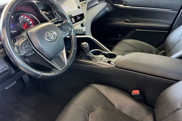 Used 2023 Toyota Camry XSE FWD image 10