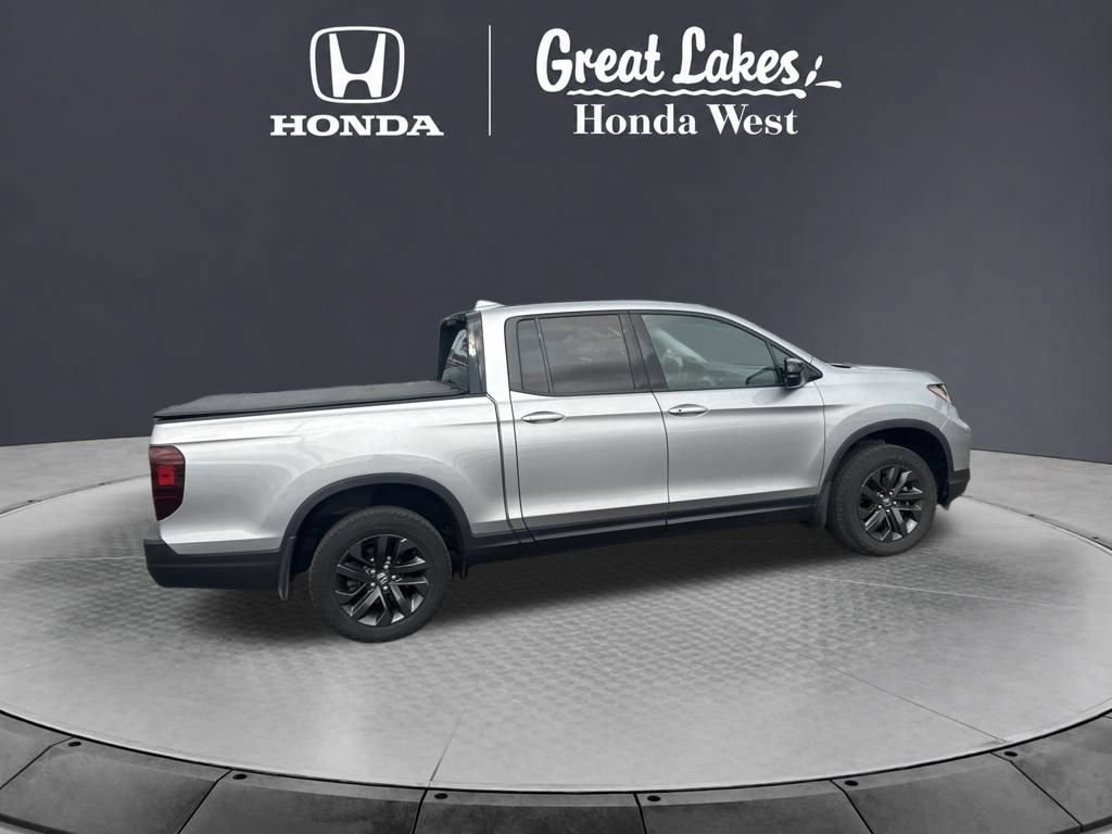 Used 2024 Honda Ridgeline Sport image 11