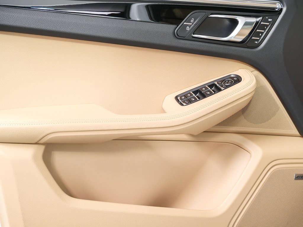 New 2026 Porsche Macan S image 6