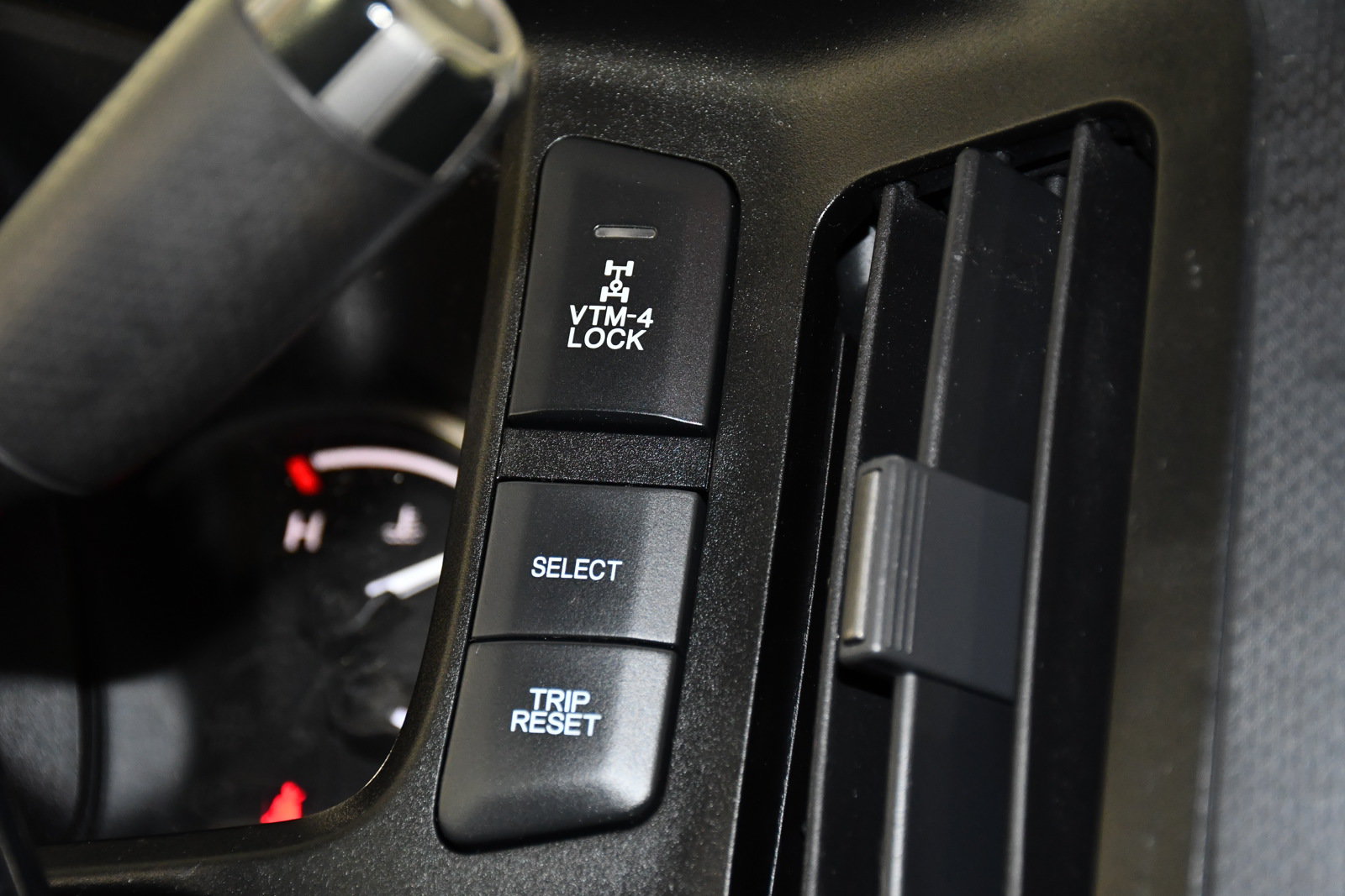 Used 2014 Honda Ridgeline Sport image 26