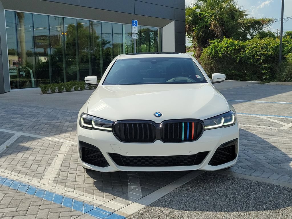 Used 2022 BMW 540i w/ M Sport Package RWD image 8