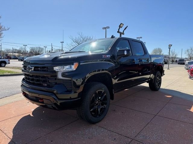 New 2026 Chevrolet Silverado 1500 LT Trail Boss w/ LT Trail Boss Premium Package AWD/4WD image 3