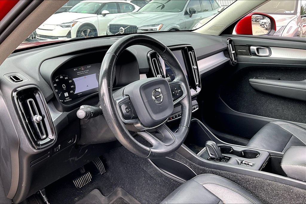 Used 2019 Volvo XC40 T5 Momentum AWD/4WD image 15