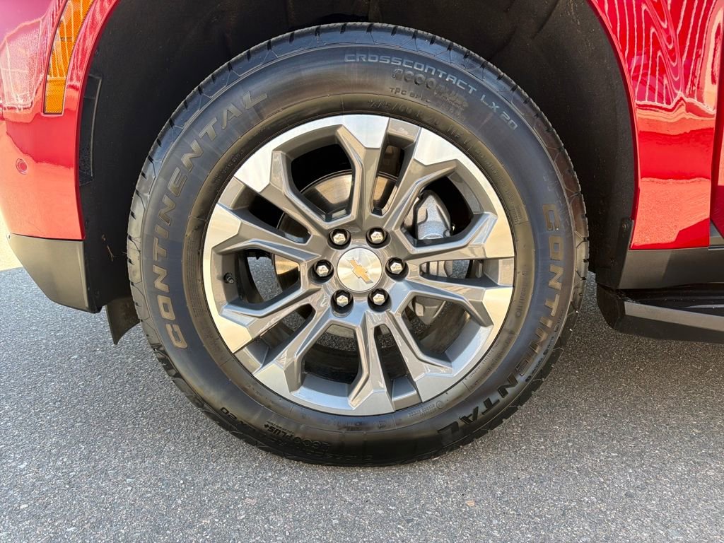 Used 2025 Chevrolet Tahoe LT w/ Comfort Package image 26