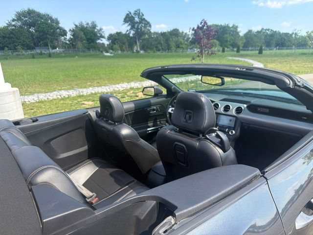 Used 2020 Ford Mustang GT Premium RWD image 15