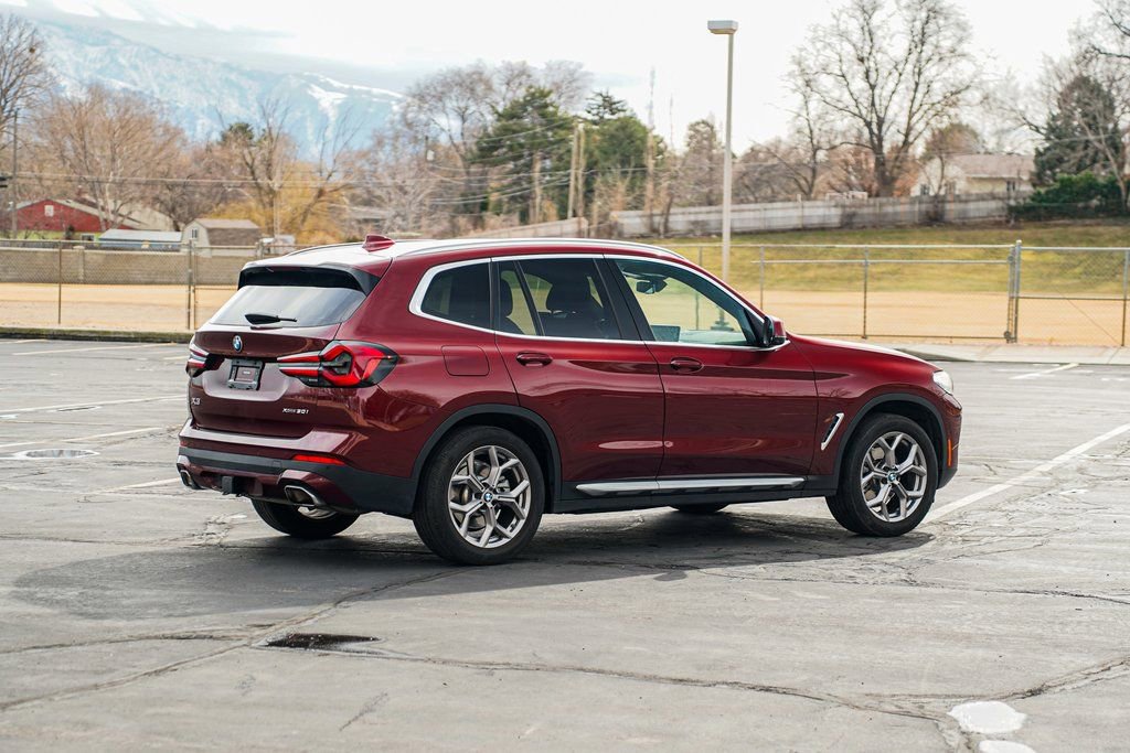 Used 2023 BMW X3 xDrive30i w/ Premium Package image 5