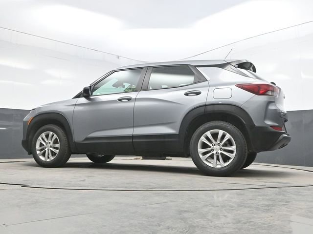 Used 2023 Chevrolet TrailBlazer LS AWD/4WD image 34