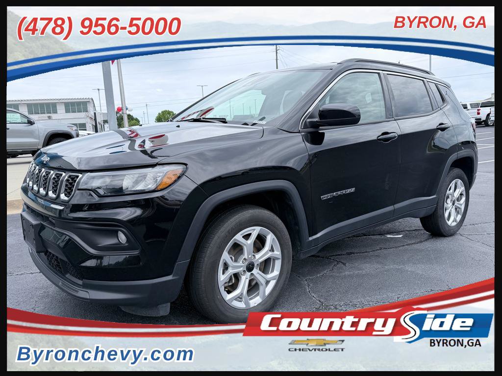 Used 2025 Jeep Compass Latitude AWD/4WD video 1