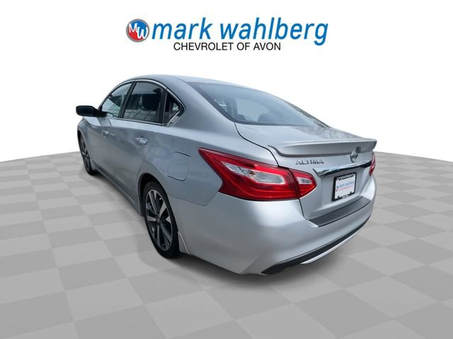 Used 2016 Nissan Altima 2.5 SR FWD image 6