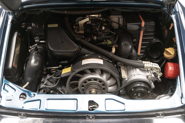 Used 1993 Porsche 911 Carrera image 6