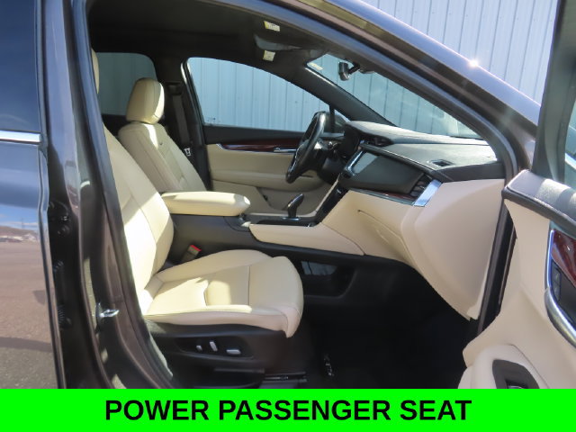 Used 2019 Cadillac XT5 Premium Luxury w/ Trailering Package AWD/4WD image 25