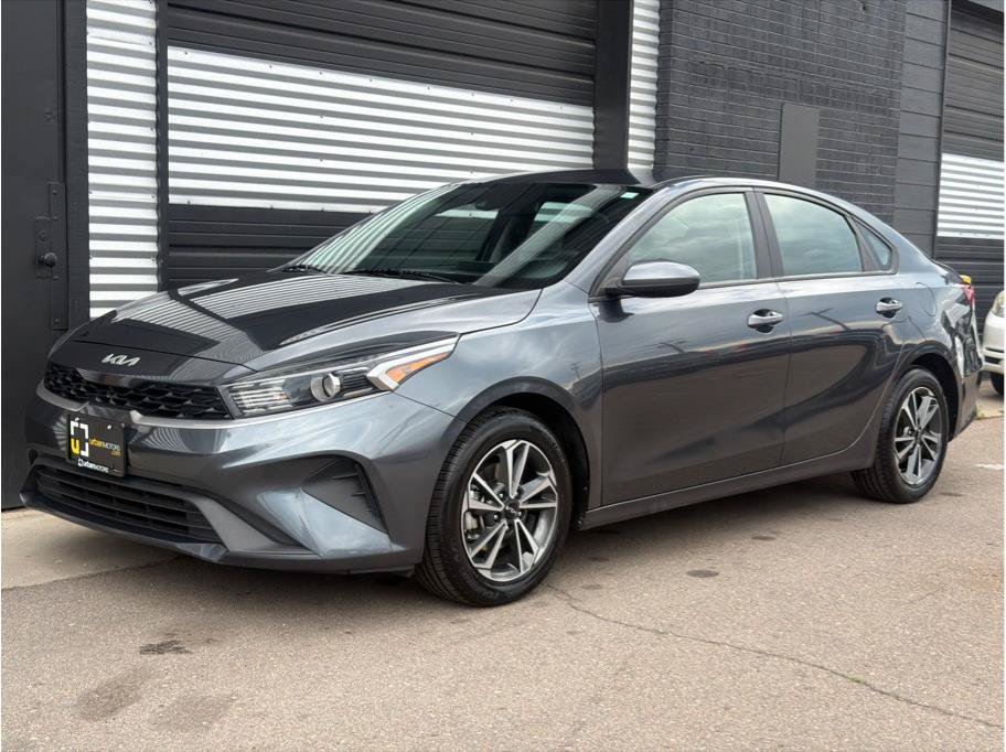 Used 2024 Kia Forte LXS FWD image 6