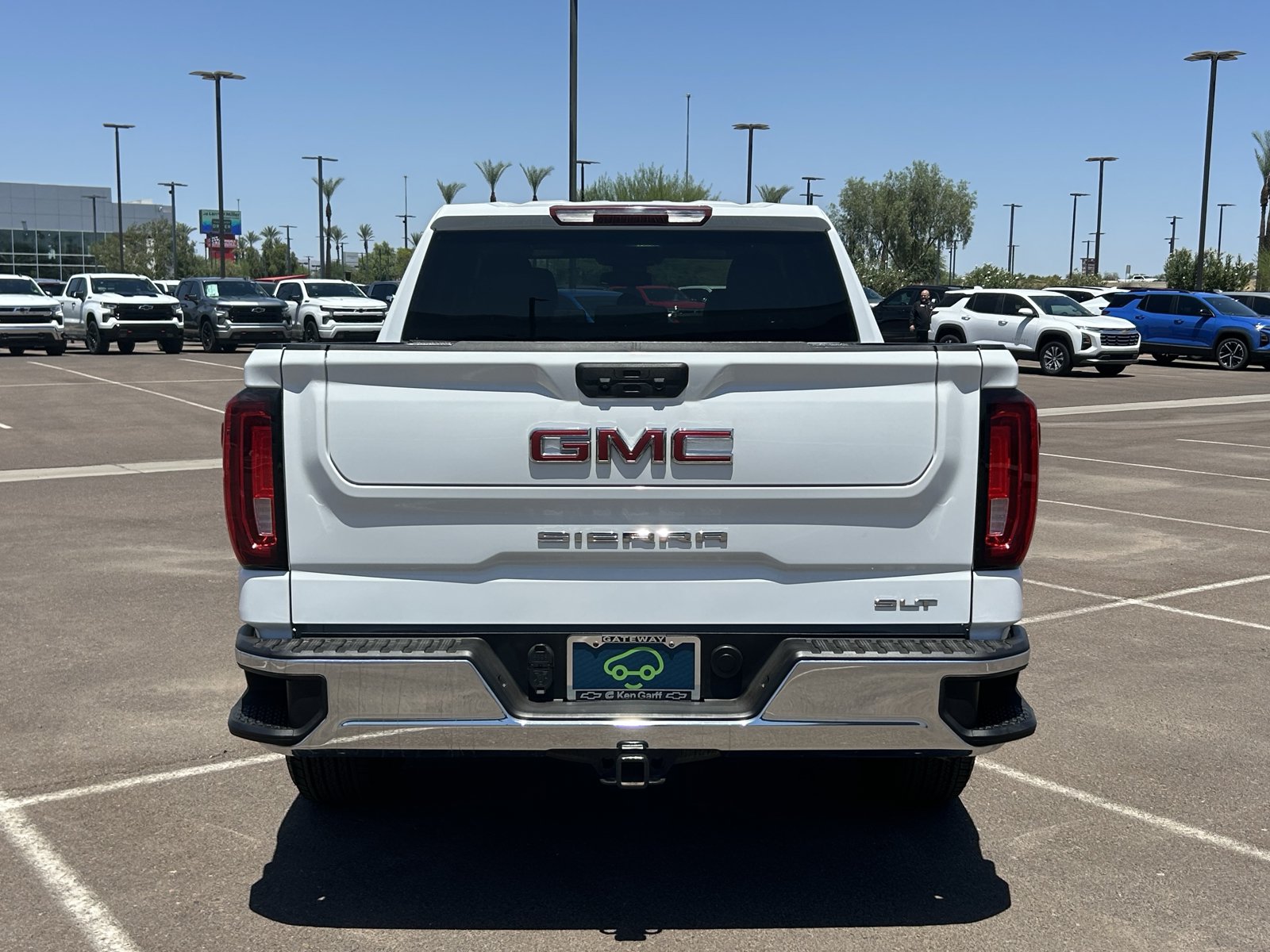 Certified 2025 GMC Sierra 1500 SLT AWD/4WD image 4