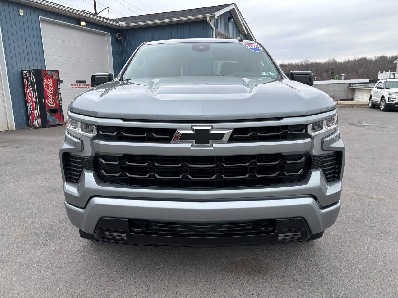 Used 2025 Chevrolet Silverado 1500 RST w/ Convenience Package II AWD/4WD image 8