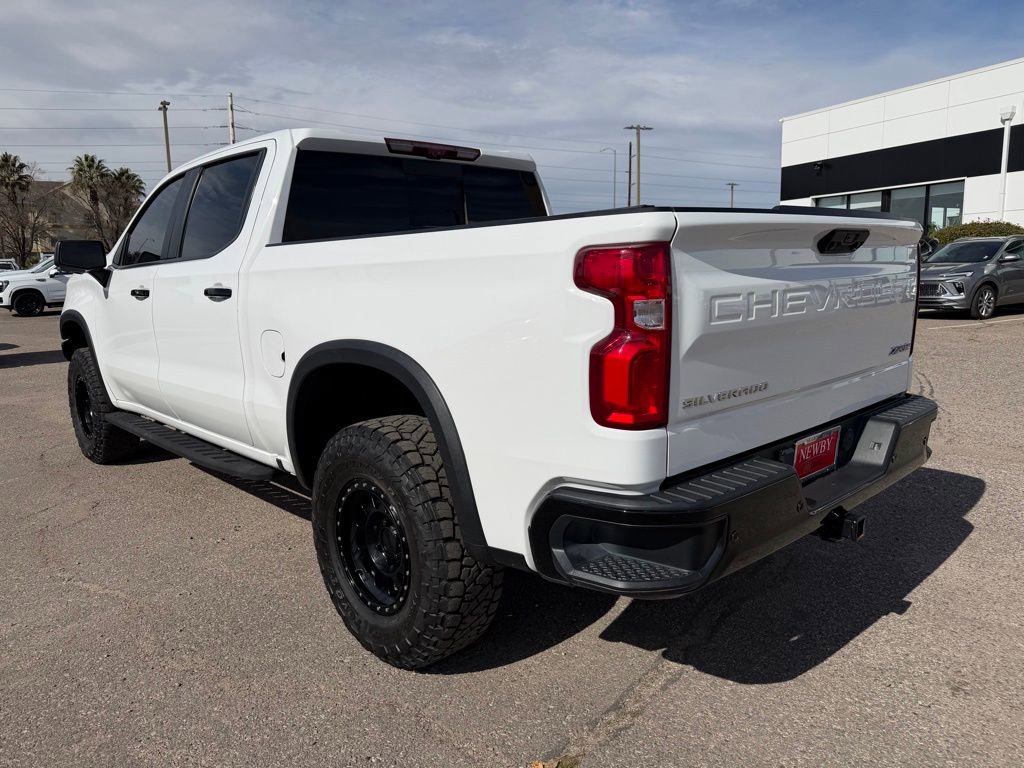 Used 2023 Chevrolet Silverado 1500 ZR2 w/ Technology Package image 7