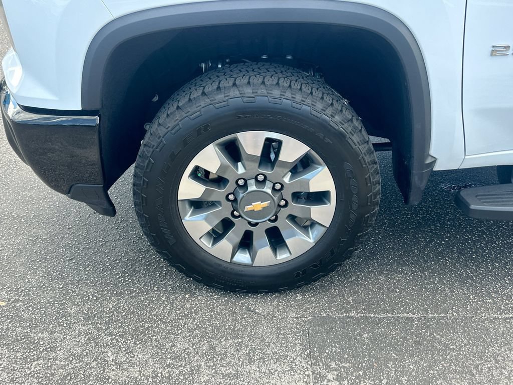 Certified 2026 Chevrolet Silverado 2500 Custom RWD image 28