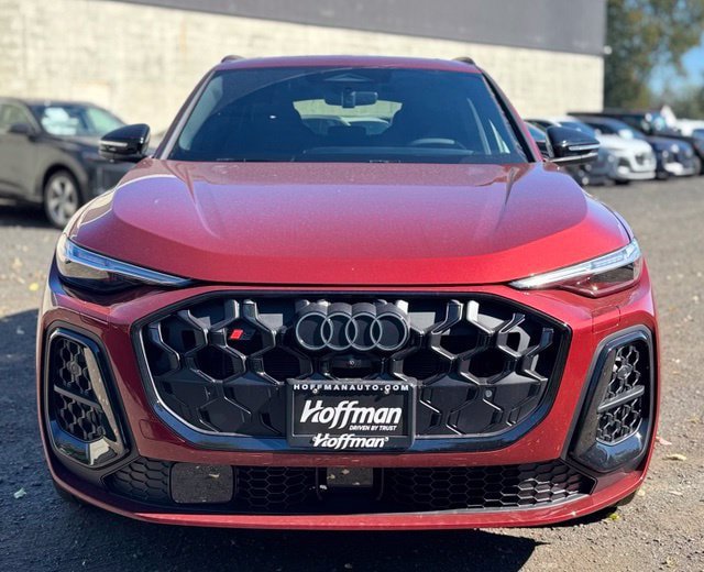 New 2026 Audi SQ5 Prestige AWD/4WD image 3