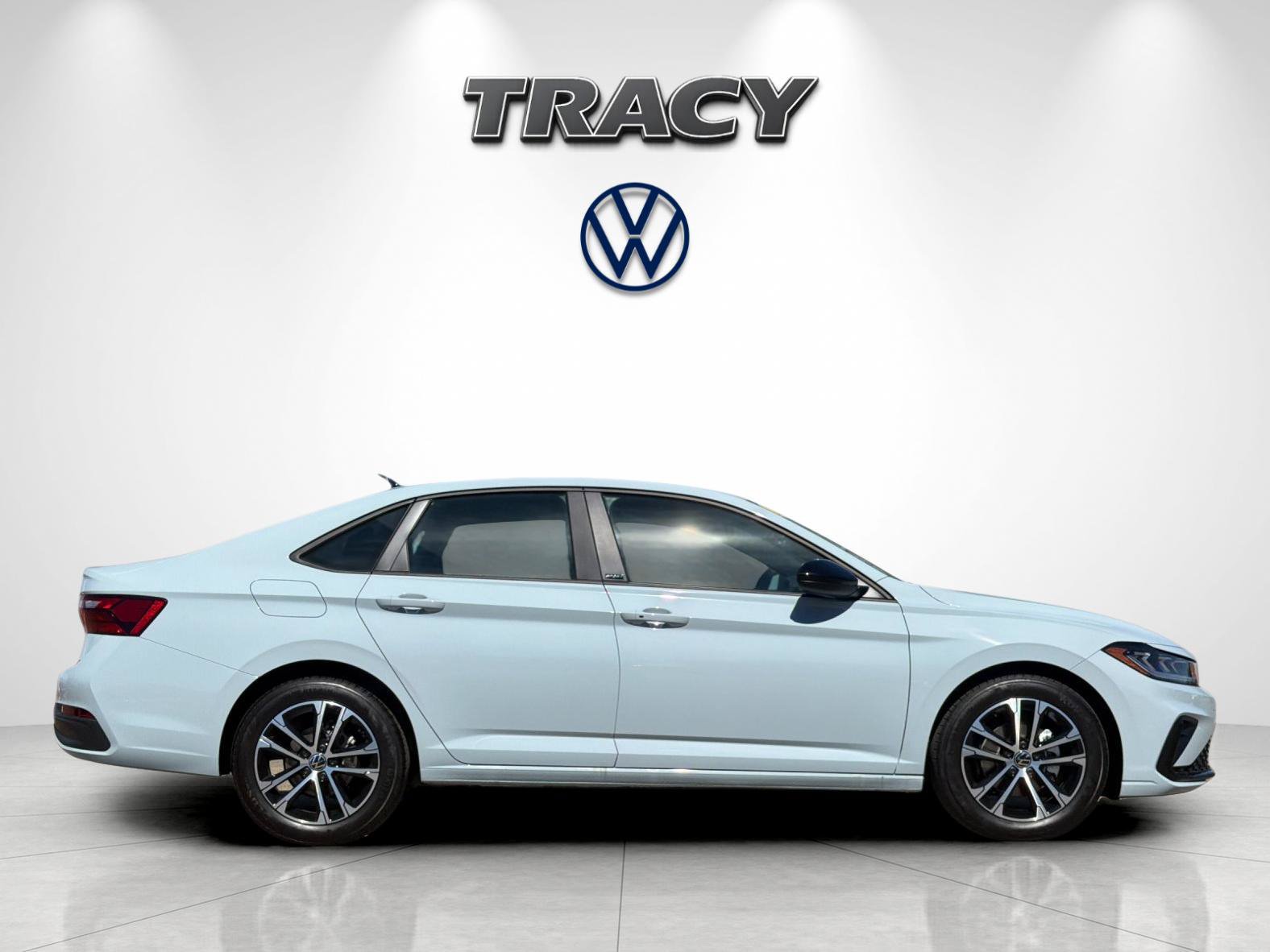 New 2027 Volkswagen Jetta Sport FWD image 3
