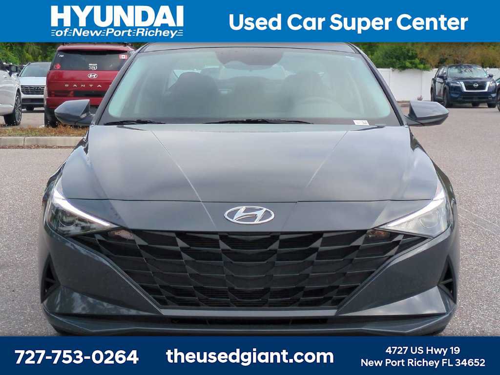 Certified 2023 Hyundai Elantra SE FWD image 8