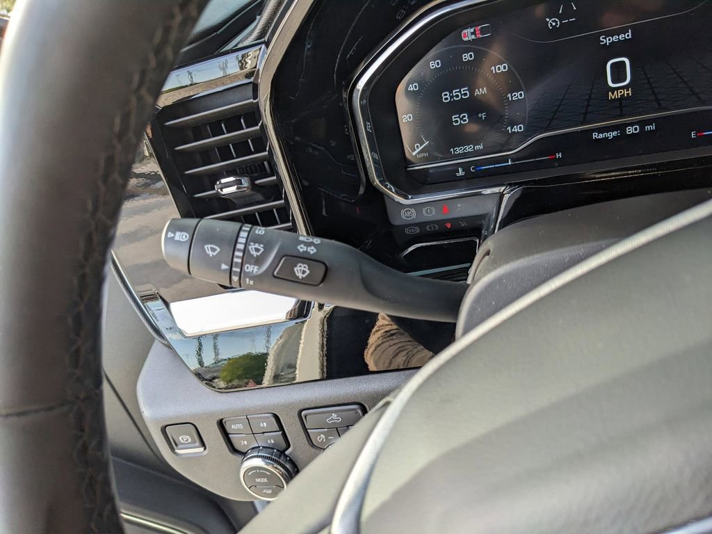 Used 2024 GMC Sierra 1500 Elevation image 29
