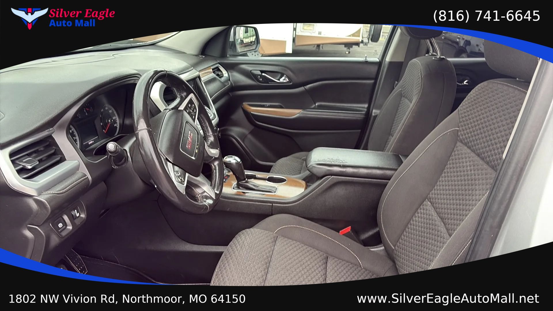 Used 2017 GMC Acadia SLE FWD image 9