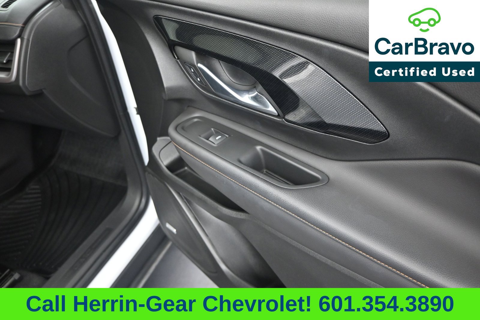 Used 2022 GMC Terrain AT4 w/ Infotainment Package II AWD/4WD image 23