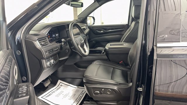 Used 2024 GMC Yukon XL Denali image 5
