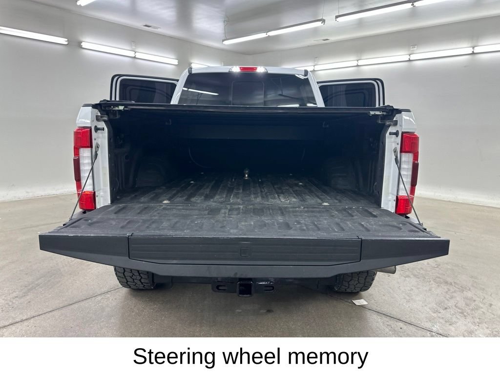 Used 2017 Ford F350 King Ranch w/ FX4 Off-Road Package AWD/4WD image 28