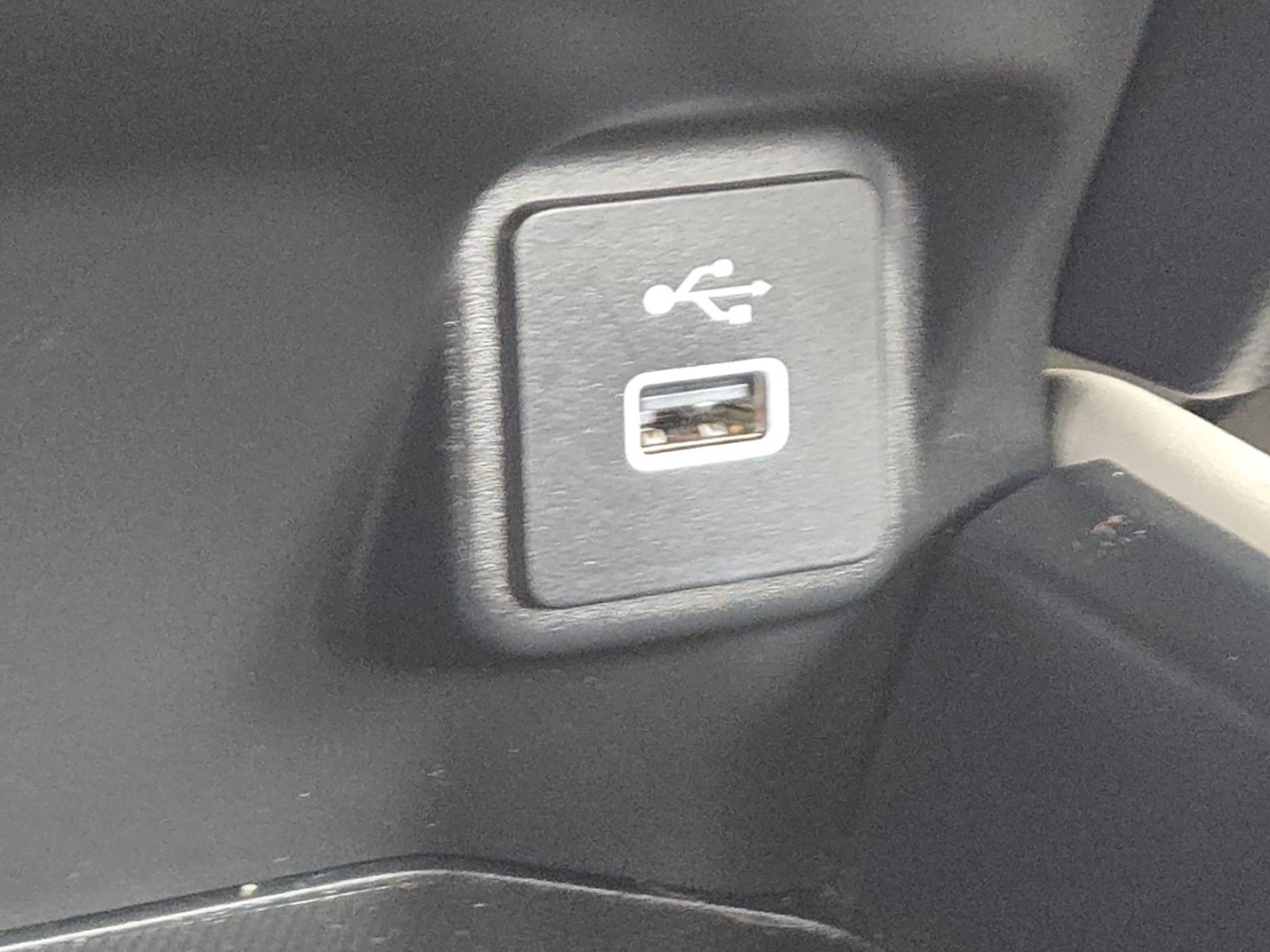 Used 2023 Honda HR-V LX image 29