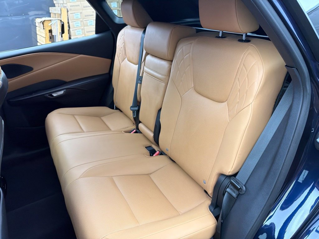 Used 2023 Lexus RX 350 Premium w/ Accessory Package AWD/4WD image 21