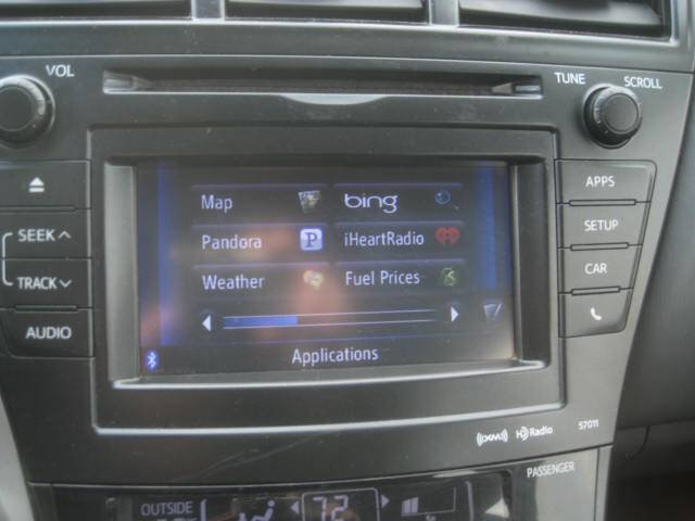 Used 2013 Toyota Prius V Five image 24