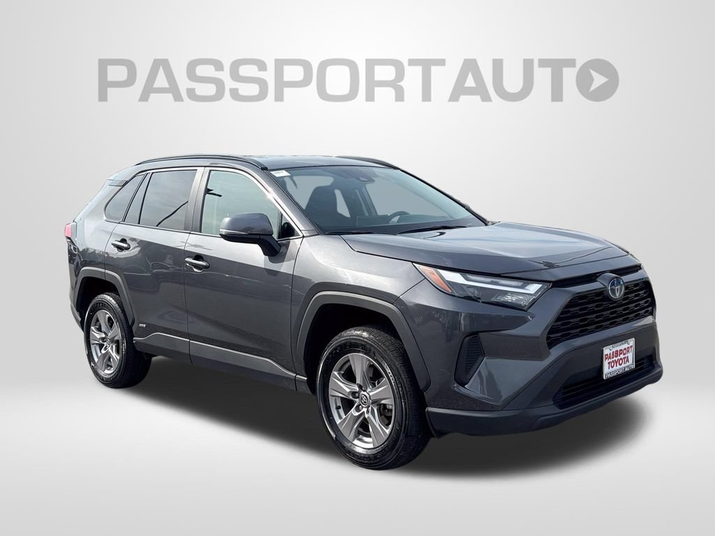 Certified 2024 Toyota RAV4 LE AWD/4WD image 10