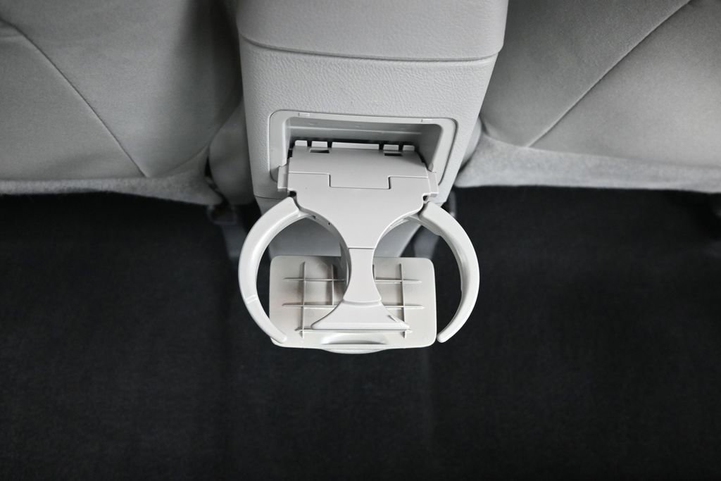 Used 2010 Toyota Corolla LE FWD image 16