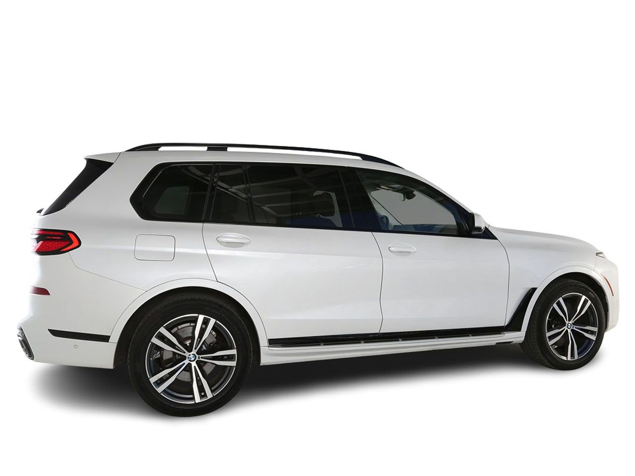 Used 2024 BMW X7 xDrive40i w/ Executive Package image 5
