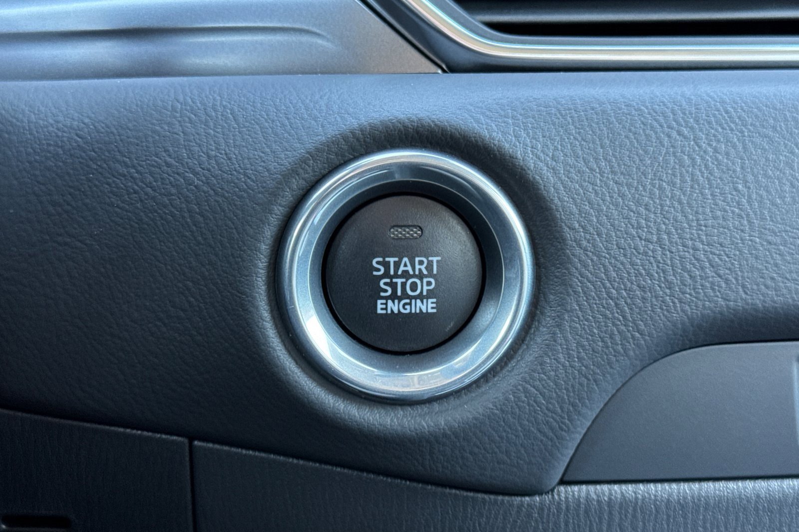 New 2025 MAZDA CX-5 AWD 2.5 S w/ Preferred Package image 19