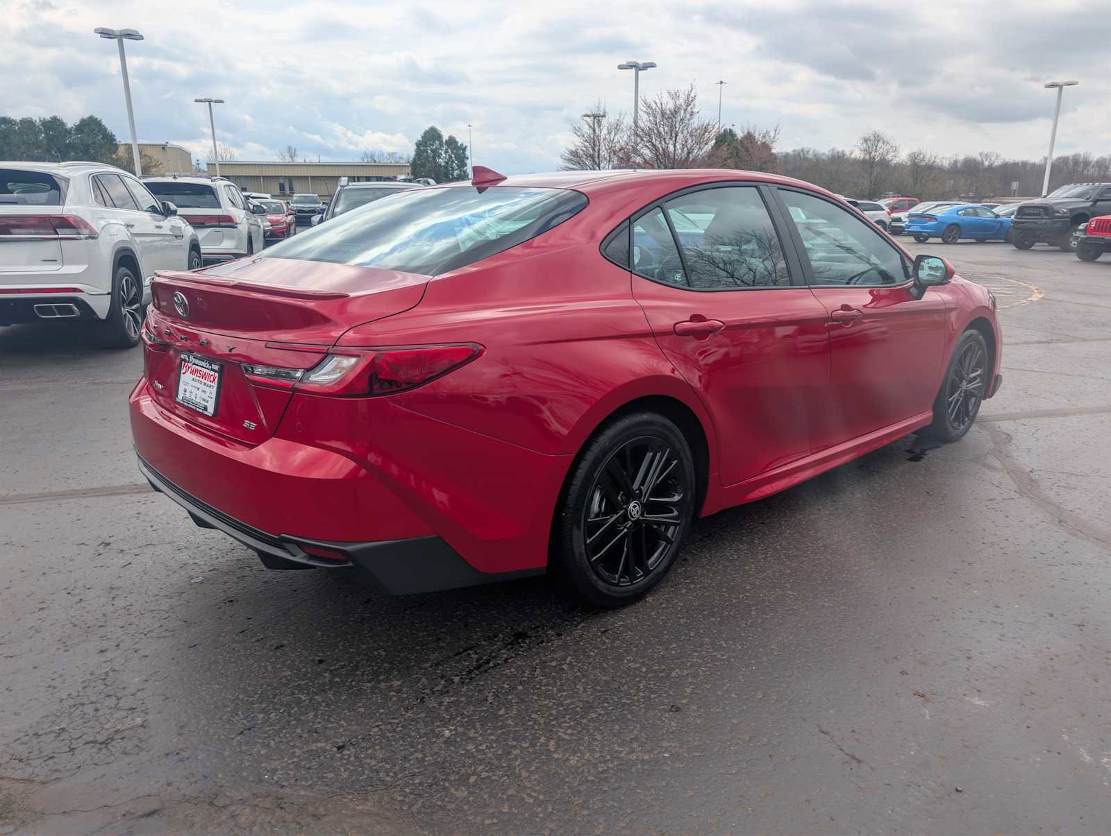Certified 2025 Toyota Camry SE w/ Convenience Package FWD image 7